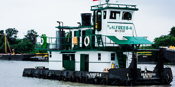 Remolcador Alfred B4